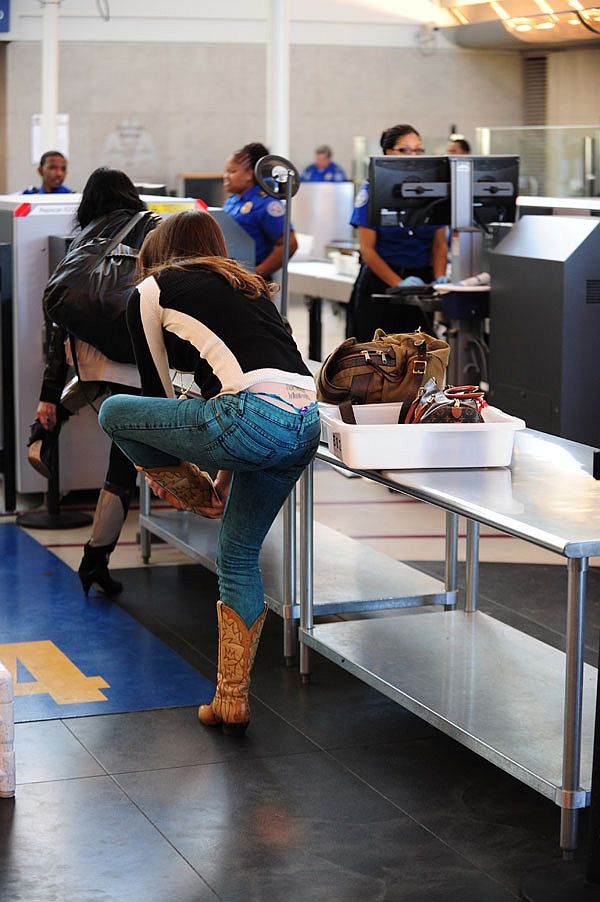 Dan Aykroyd Daughter Danielle Shows Off Whaletail