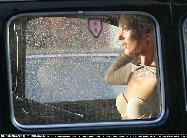 Kate Moss, Undressing In A Taxi? Good Girl!