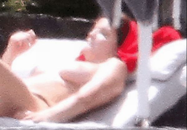 Stephanie Seymour Topless. Click Pic For More!