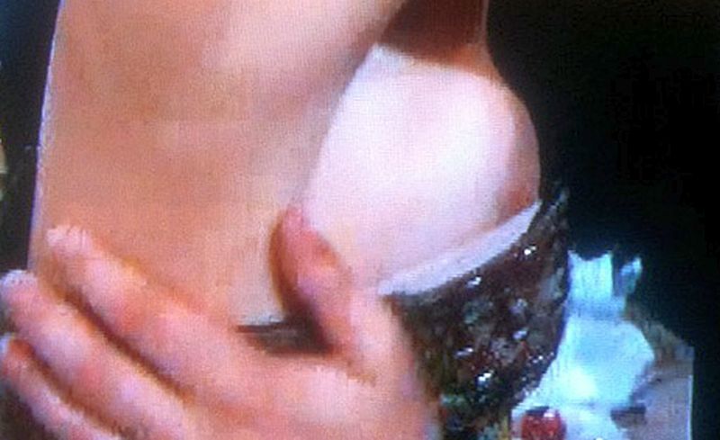 Alexandra Lamy Wife of Jean Dujardin Has Her Golden Globe 2012 Nipslip! Click Pic For More TV Slips!