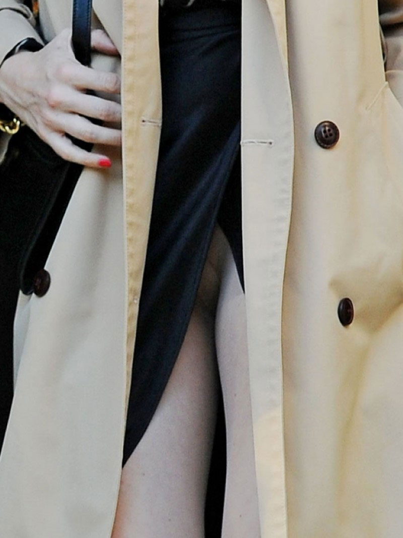 Amy Adams Pantyhose Upskirt on her Movie Set