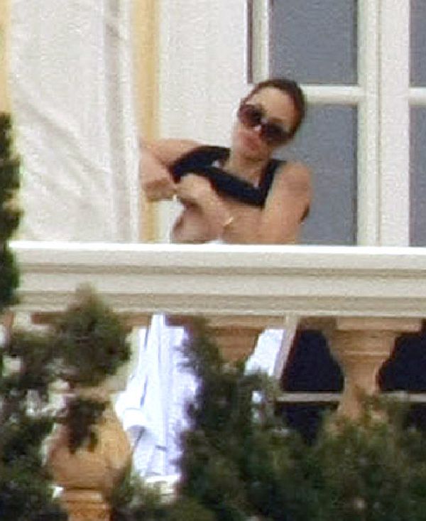Angelina Jolie Topless In Cannes