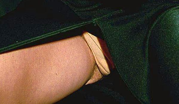 Anna Friel Panty Upskirt. Click Pic For Large Print Editon