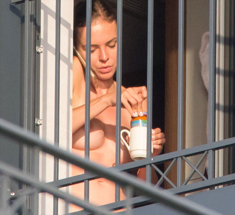 Anna Wendzikowska Caught Topless on a Balcony