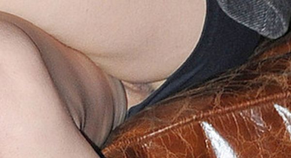 AnnaLynne McCord Hairy Upskirt