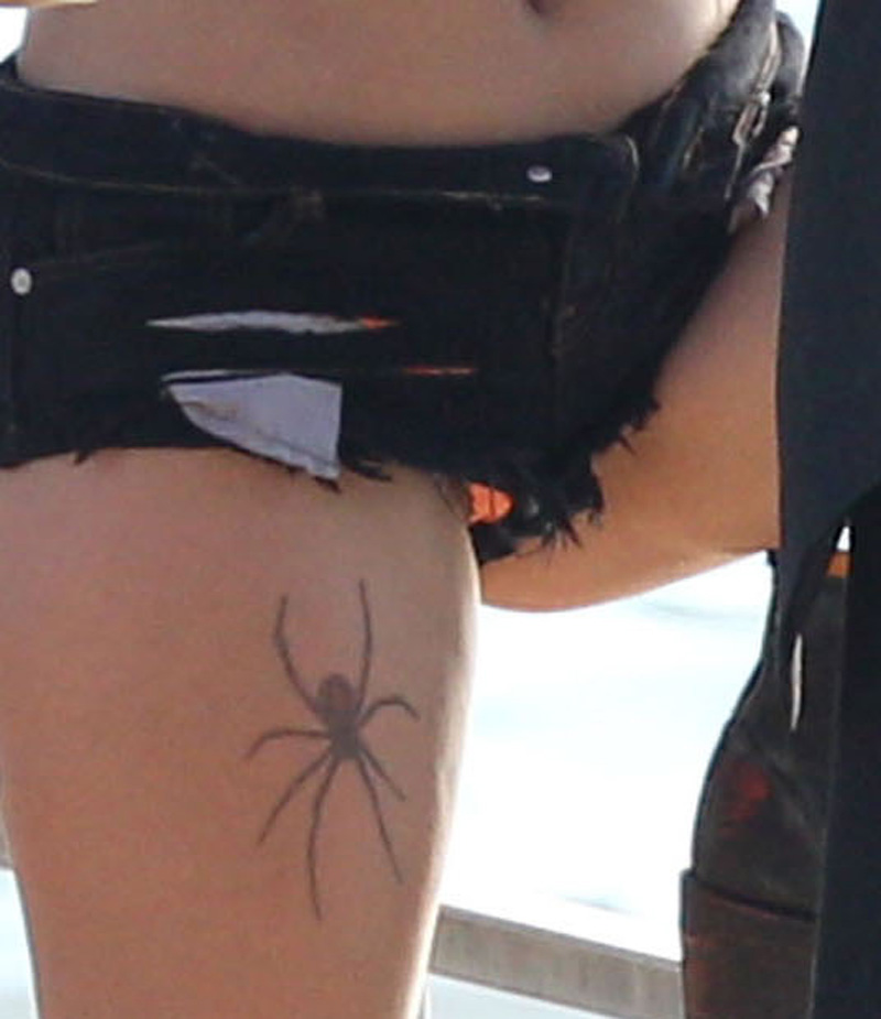 Ariel Winter Orange Pantie Upshorts on her Movie Set