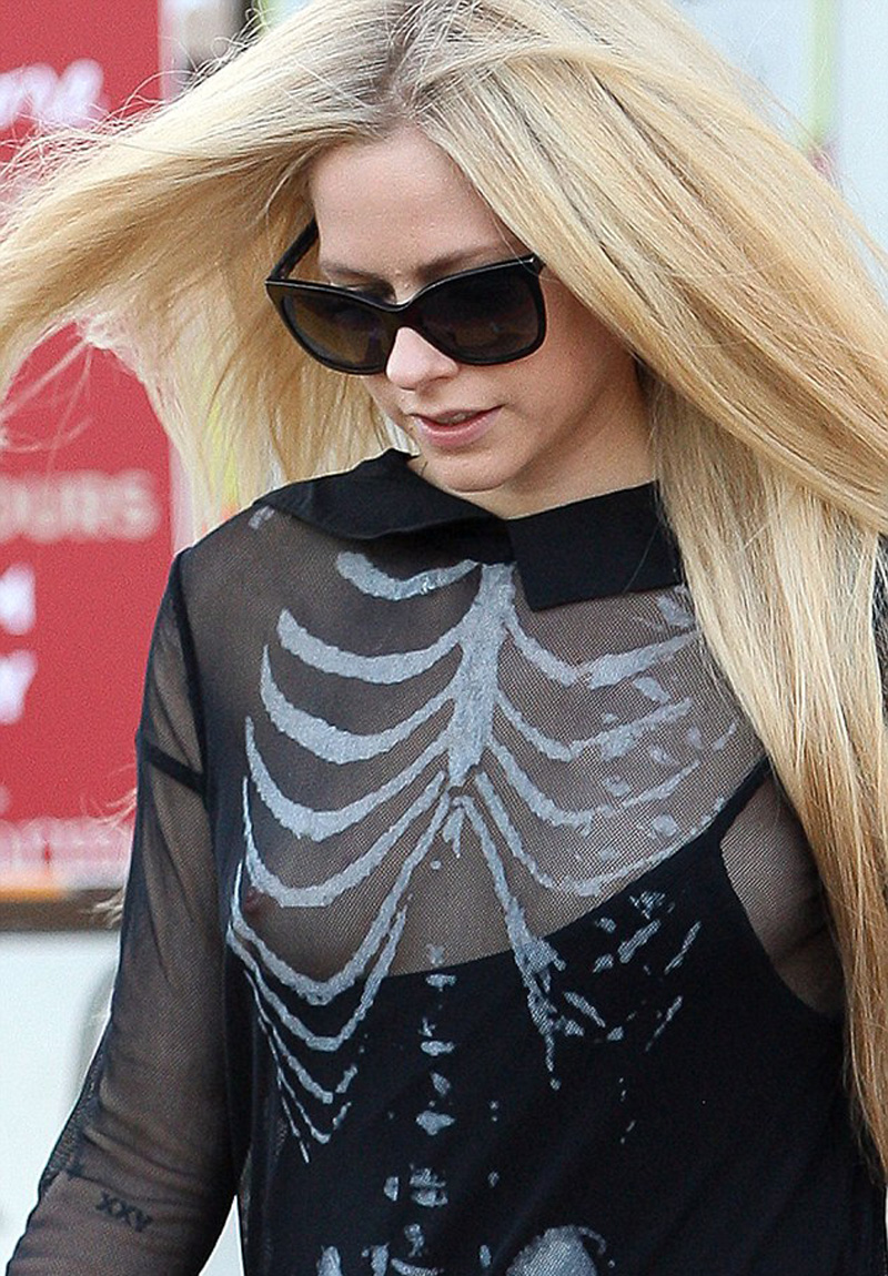Avril Lavigne Boob Slip in Skeleton Dress