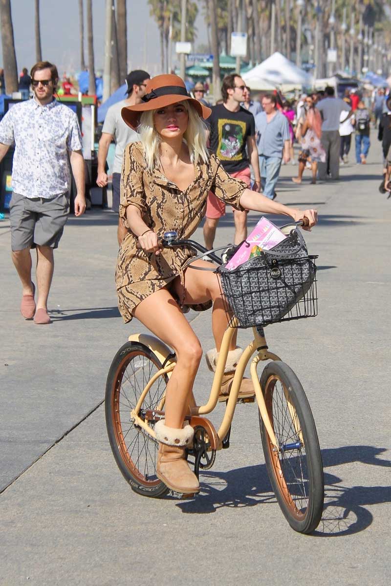 Blanca Blanco Panty Upskirt on her Bike