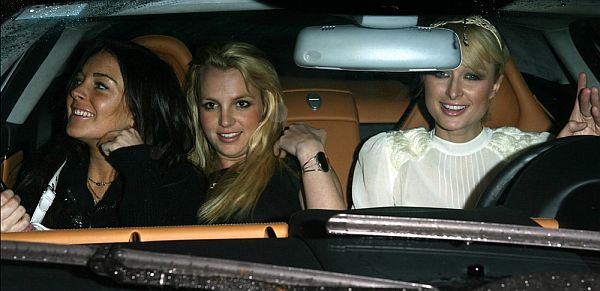 Britney Spears White Panty Cheetah Upskirt