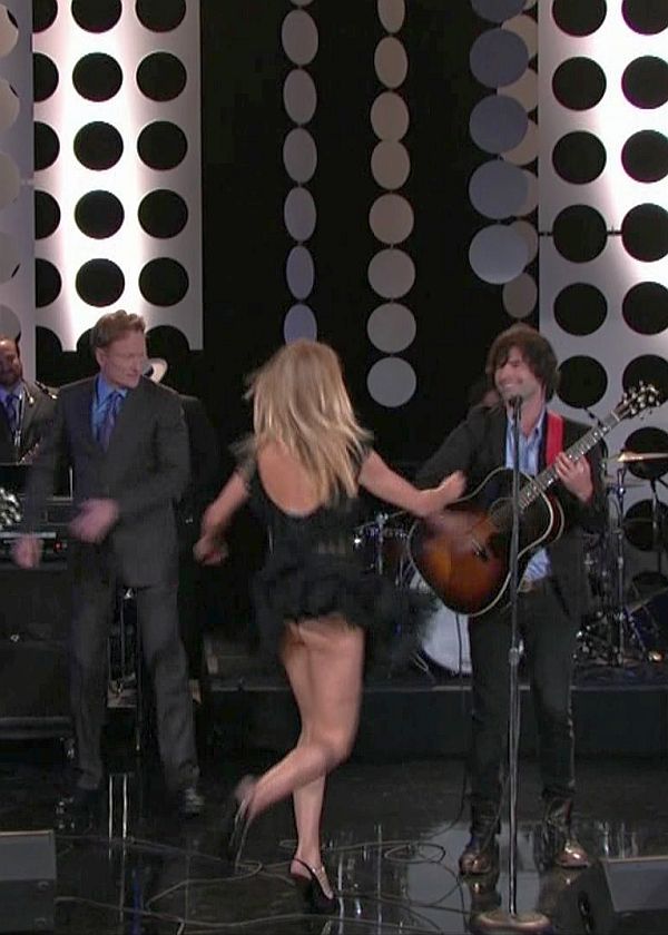 Cameron Diaz Ass Flash On THE TONIGHT SHOW
