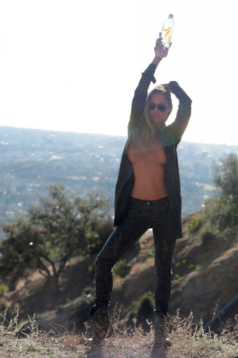 Charlie Riina Pops Out a Boob on her Photoshoot