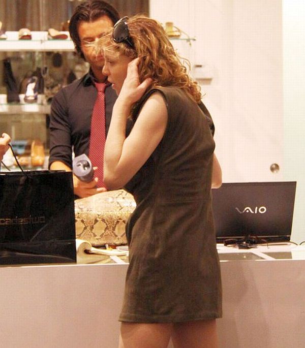 Courtney Love Panty Upskirt