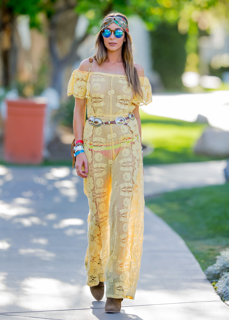 Courtney Sixx Braless on a Leisurely Stroll