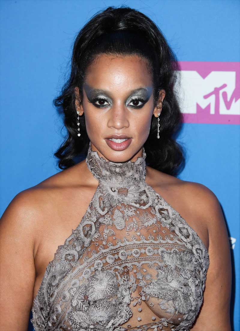 Dascha Polanco Nipples on the 2018 MTV Awards Red Carpet