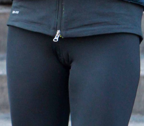 Elle MacPherson Cameltoe