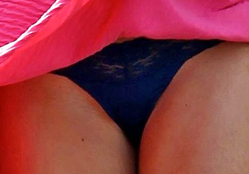 Imogen Thomas Windy Panty Upskirt. Click On The 1st Pic For The Complete Gallery