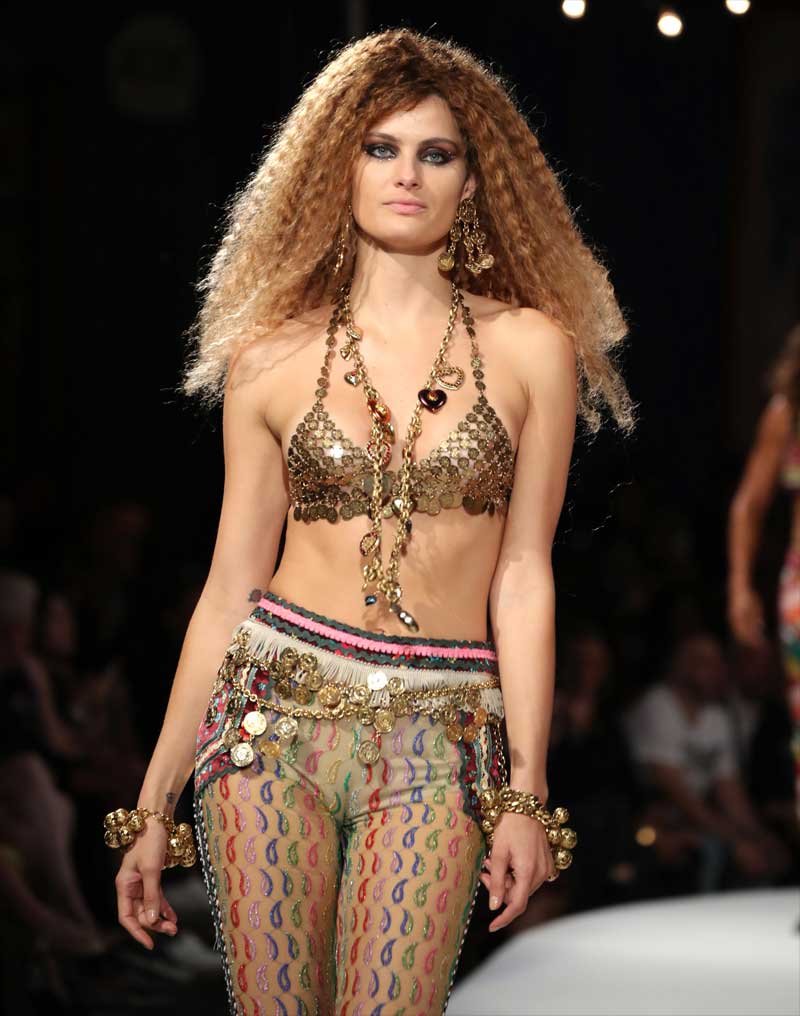 Isabeli Fontana Nipple Slip on the Runway