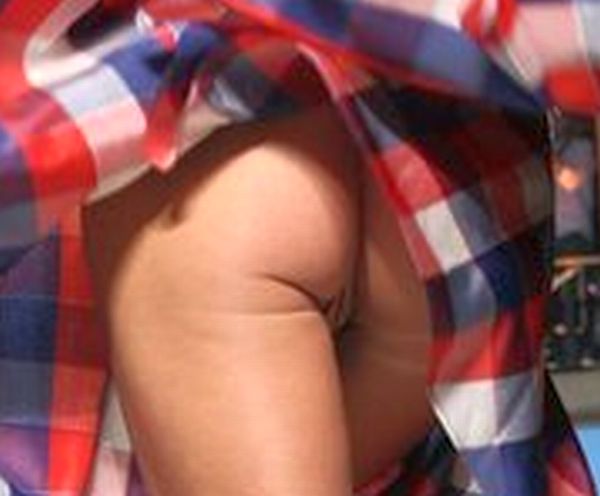 Jenna Jameson No Panty Upskirt. Thanks To Wrestling News Desk!