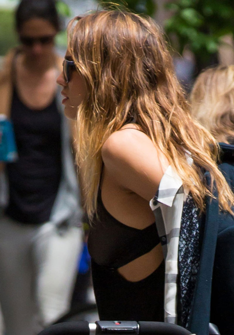 Jessica Alba’s Perfect Breasts in See Through Bra