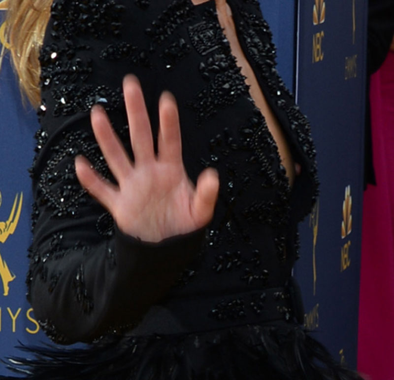 Keri Russell Nipple Peek on the Emmy’s Redcarpet