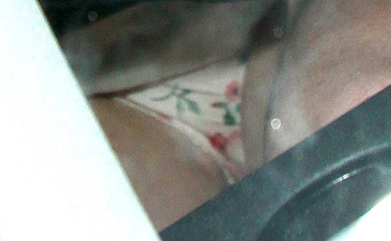 Lindsay Lohan Panty Upskirt Floral Panty