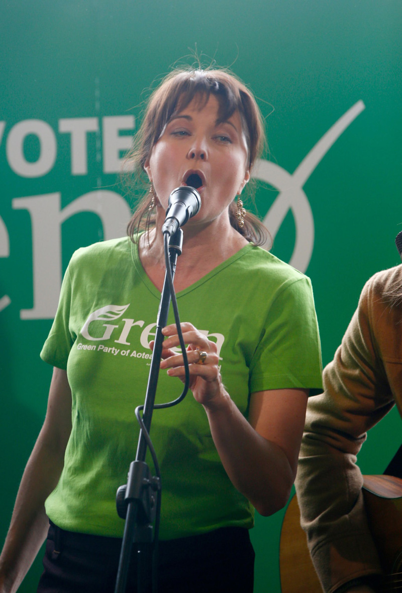 Lucy Lawless Pokies in New Zealand