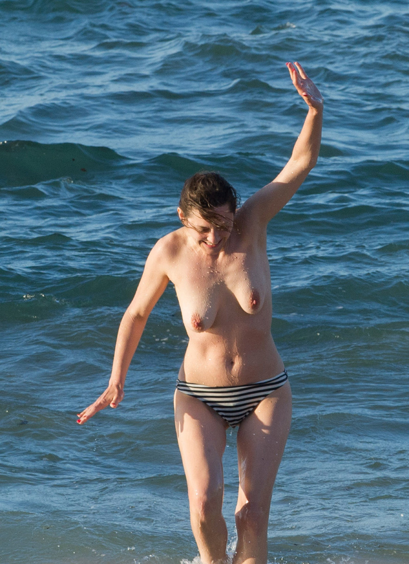 Marion Cotillard Topless in the Ocean