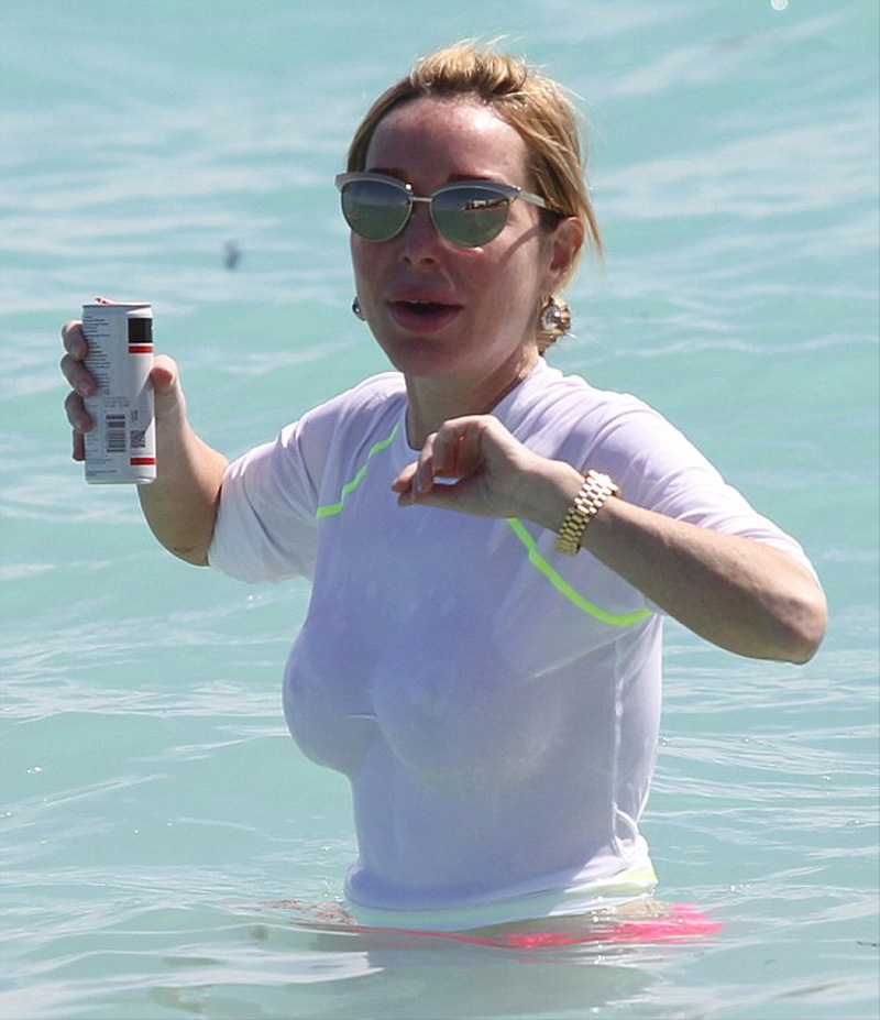 Real Housewife Marysol Patton’s Wet & See Through Shirt