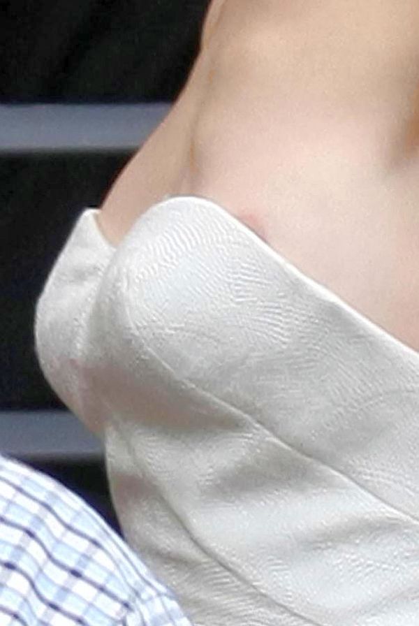 Nicole Kidman Areola Slip. Thanks To Quickfinder.