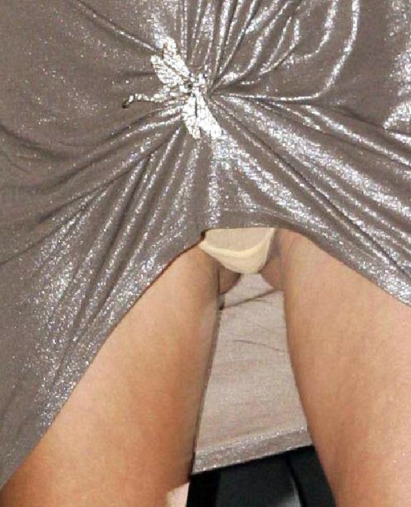 Pamela Anderson Panty Upskirt