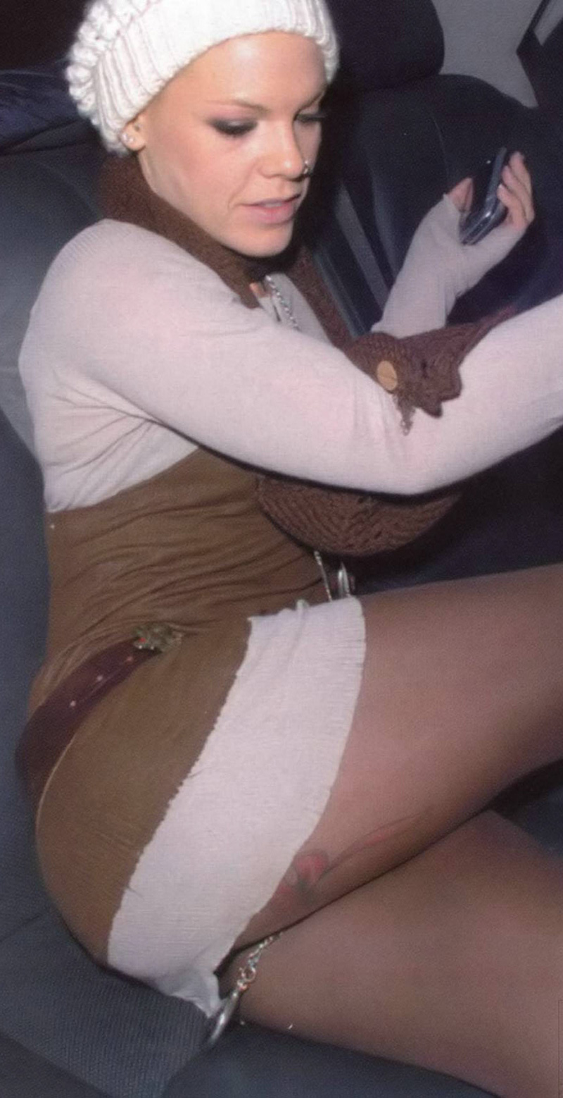 Pink Pantyhose Upskirt