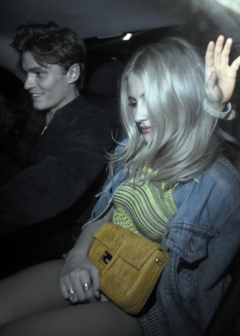 Pixie Lott Pantie Upskirt