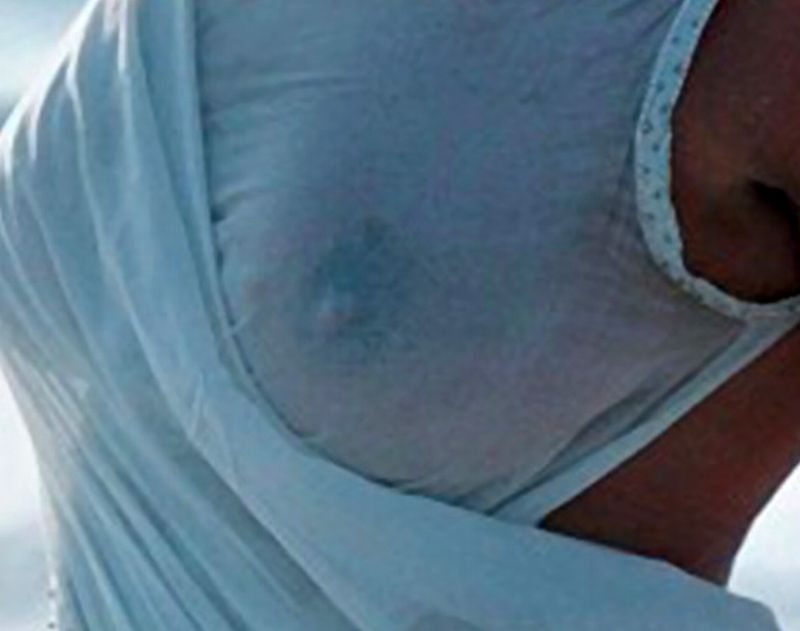 Rebecca Romjin See Through Exposes Her Nipple