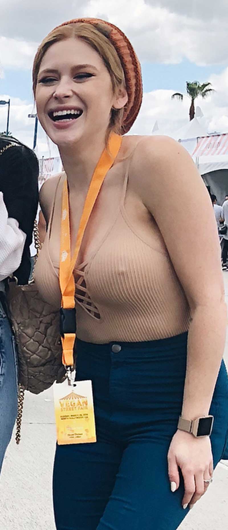 Renee Olstead Braless Pokies in Tank Top