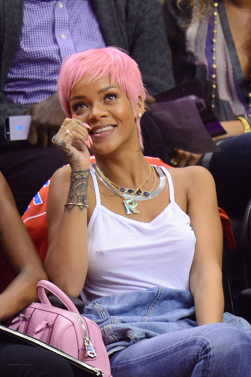 Rhianna Braless Pokies at the LA Clippers Game