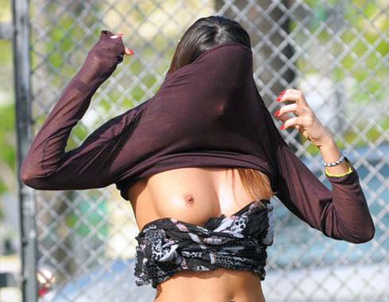 Rosy Dilettuso See Through And Topless!