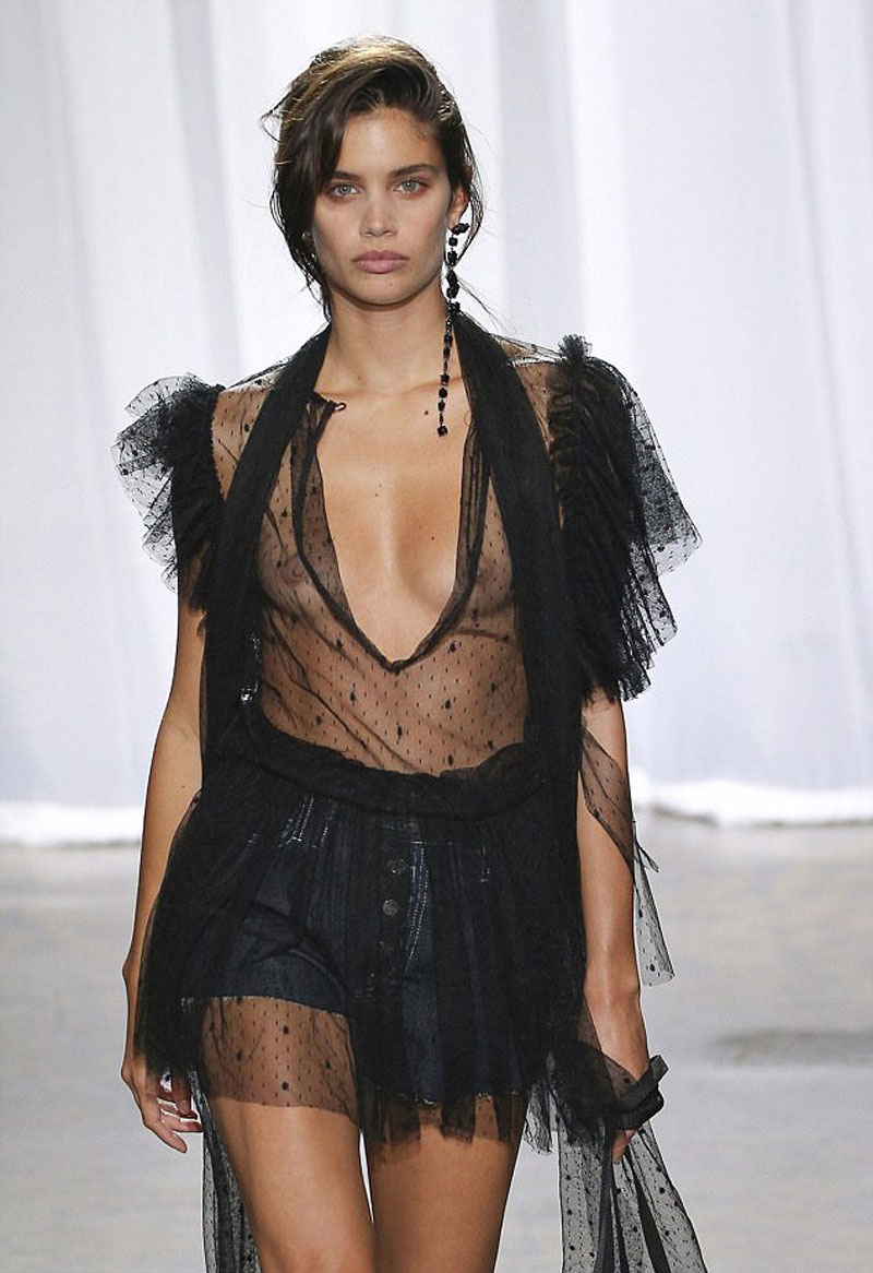 Sara Sampaio No Bra in Lacy Black Top on the Runway