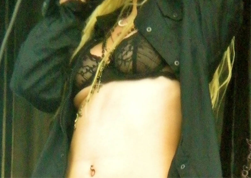 Taylor Momsen See-Thru Bra + Underboob On Stage