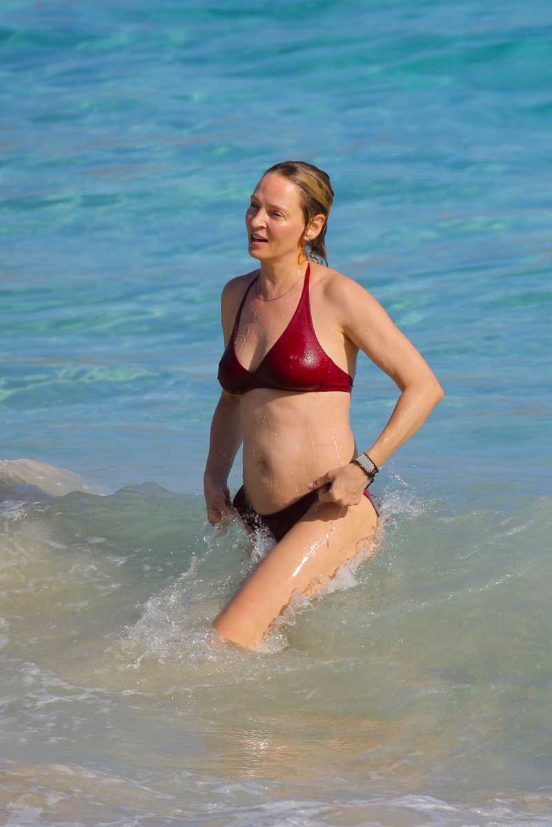 Uma Thurman Rock Hard Pokies in the Surf
