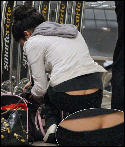 Vanessa Hudgens Ass Crack