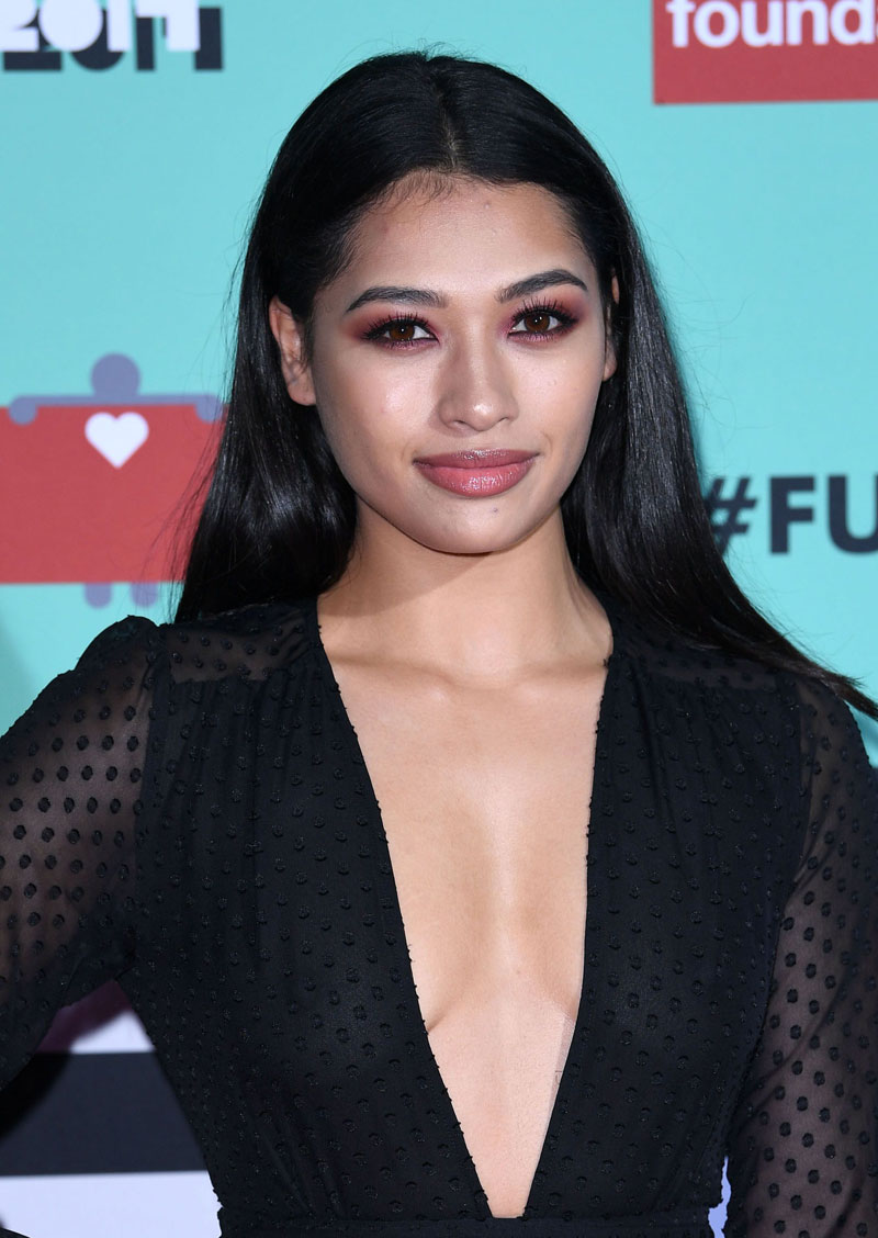 Vanessa White Titties in Black Lace Dress