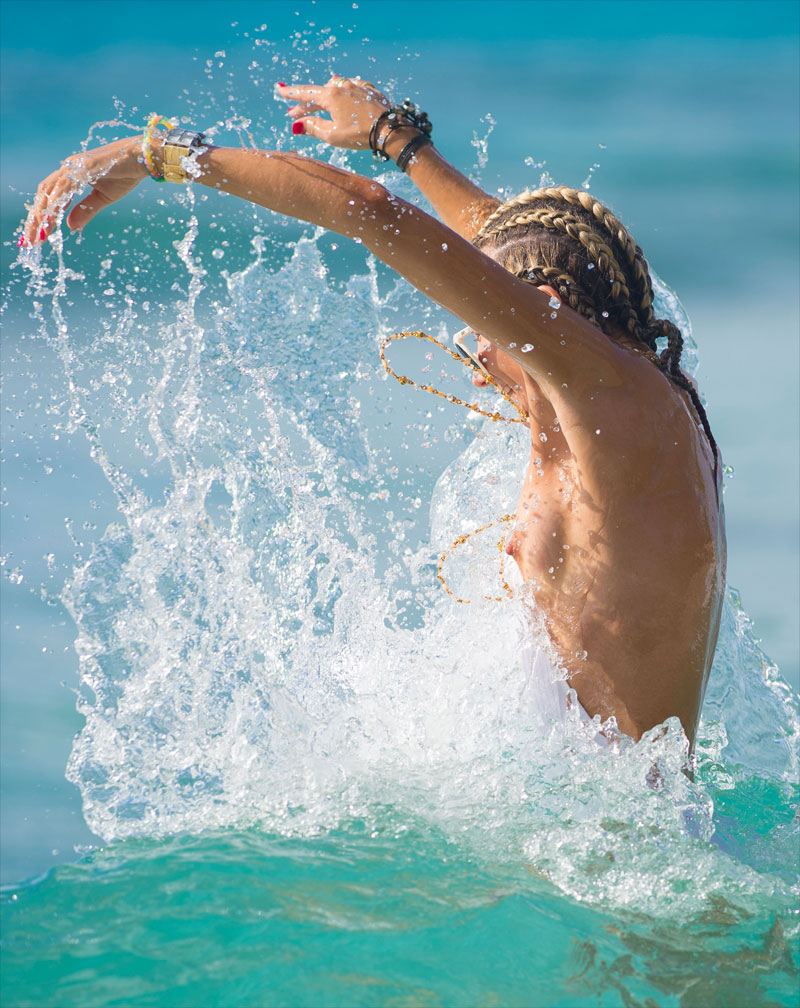 Lady Victoria Hervey Loses Her Bikini Top in the Surf