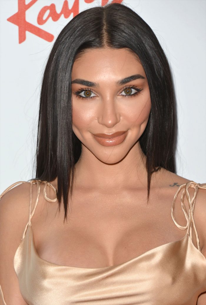 Chantel Jeffries Gold Nipple Pokies