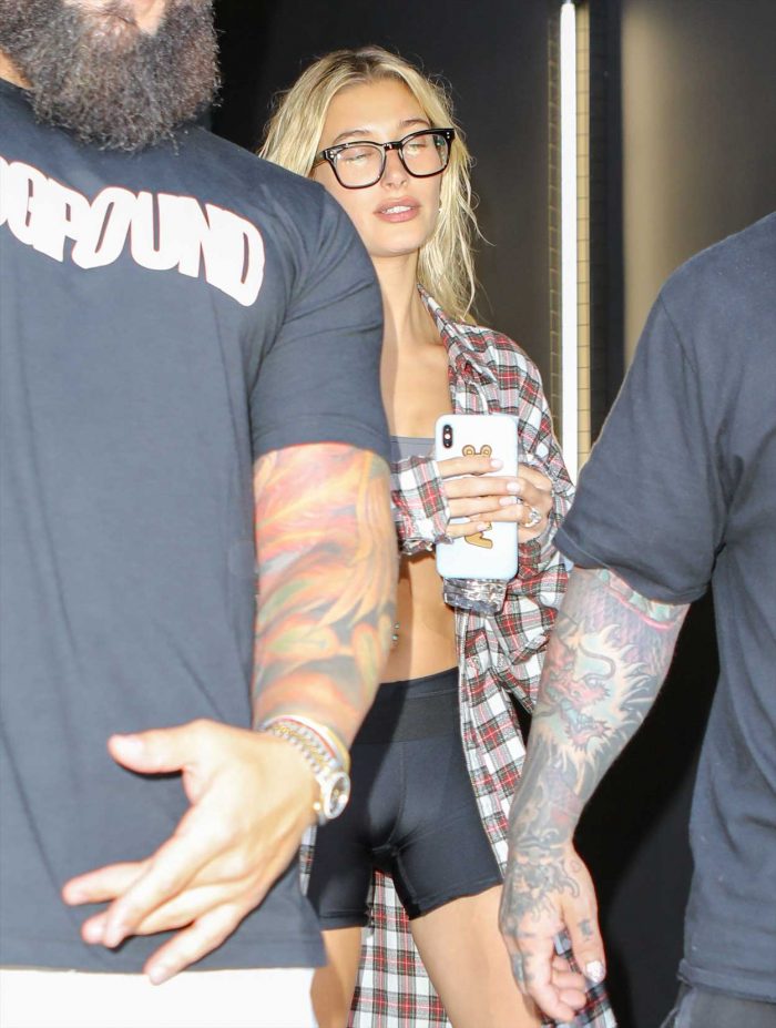 Hailey Baldwin Bieber Thick Cameltoe in Yoga Shorts