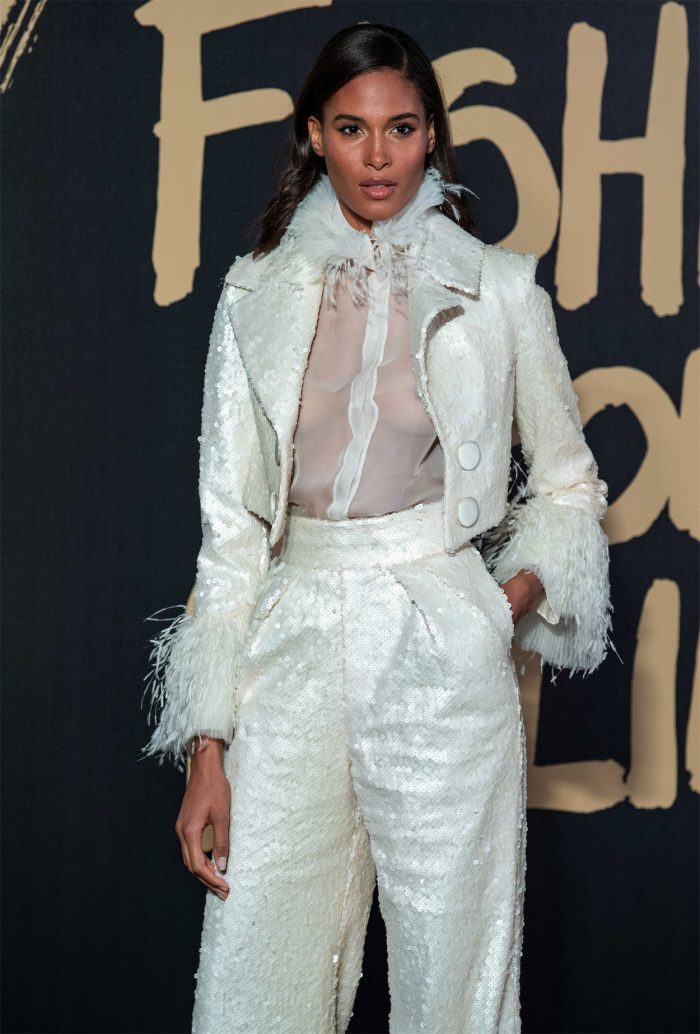 Cindy Bruna Braless Breasts in White Lace Blouse