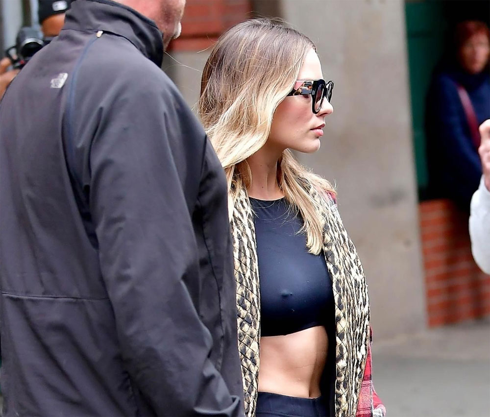 margot robbie, boobs, tits, pokeys,