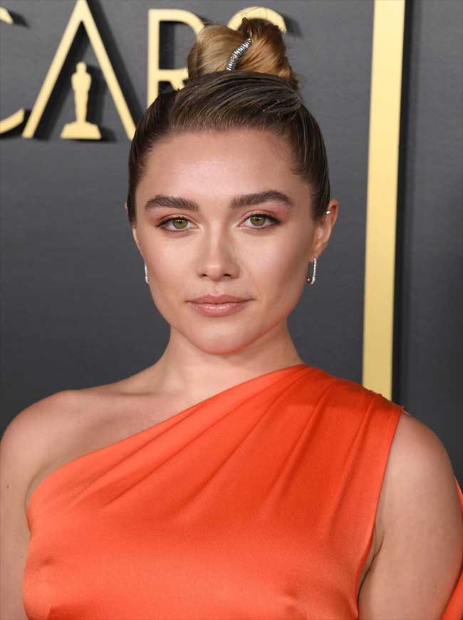 Florence Pugh Nipple Pokies on the Red Carpet