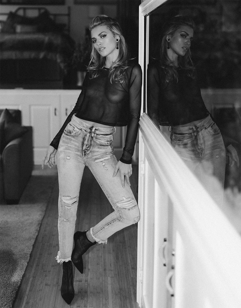 annalynne mccord, nips, breasts, boobs, tits,