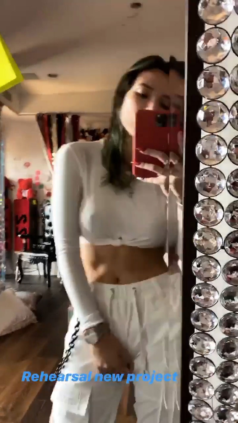 Bella Thorne Braless Selfies in a Thin, White Top on Instagram