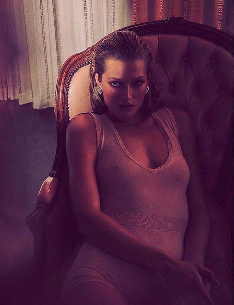 toni garrn, supermodel, tits, boobs, breastsl